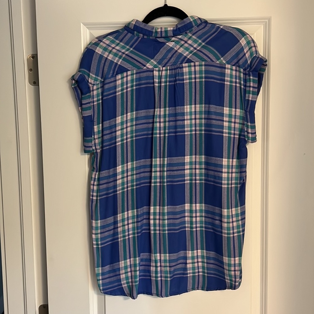Rails Button Up - Picture 3 of 3